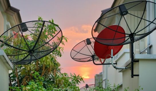 Verbots der Anbringung von Parabolantennen in Mietwohnung im Mietvertrag unwirksam?