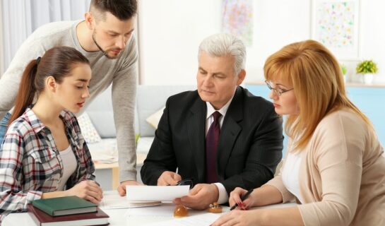 Testamentsauslegung: Formulierung „unsere Kinder“ bei Vorhandensein von Kindern aus erster und zweiter Ehe