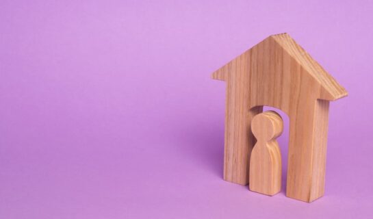 Überbau einer Sondernutzungsfläche mit einem Stellplatz – Entschädigungsanspruch