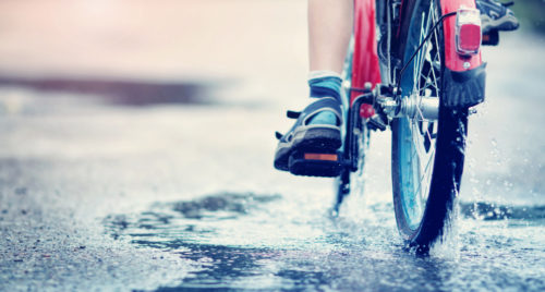 Verkehrssicherungspflichtverletzung -Radfahrersturz wegen einer Vertiefung im Straßenbelag