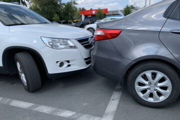 Parkplatzunfall – Haftungsverteilung