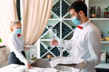 Hochzeitsfeier wegen Corona ausgefallen – Caterer muss Anzahlung zurückzahlen