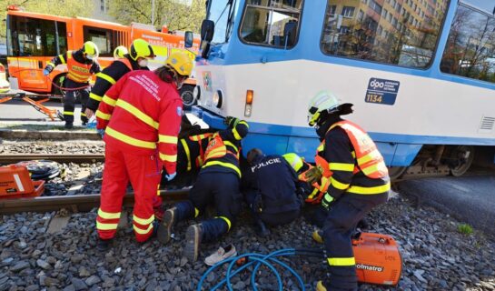 Verkehrsunfall zwischen Schienenbahn und LKW-Gespann – Haftungsverteilung