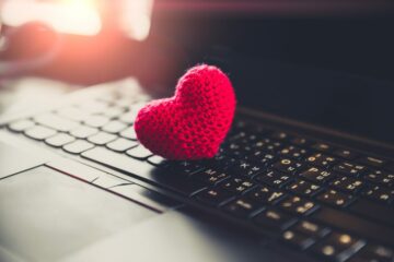Automatische Verlängerung eines Online-Partnervermittlungsvertrages